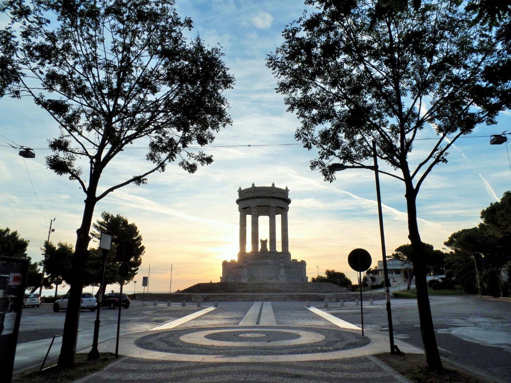 Italian Experience- Ancona City Apartment 외부 사진